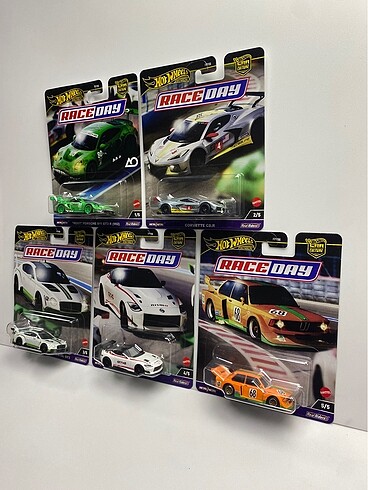  RACE DAY Premium Set Hot Wheels