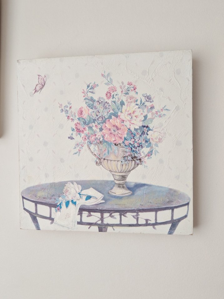 Beyaz Pastel Çiçek Desenli Duvar Panoları mdf tablo - Görsel 4