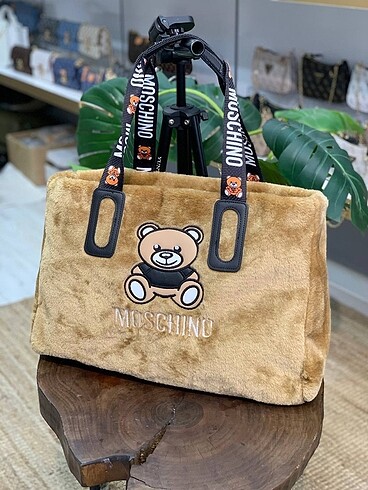 Moschino Pelüş