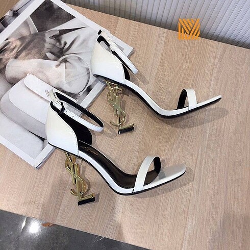Yves Saint Laurent Yves Saint Laurent Stiletto