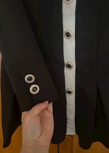 Düğmeli Siyah Midi elbise - Görsel 3