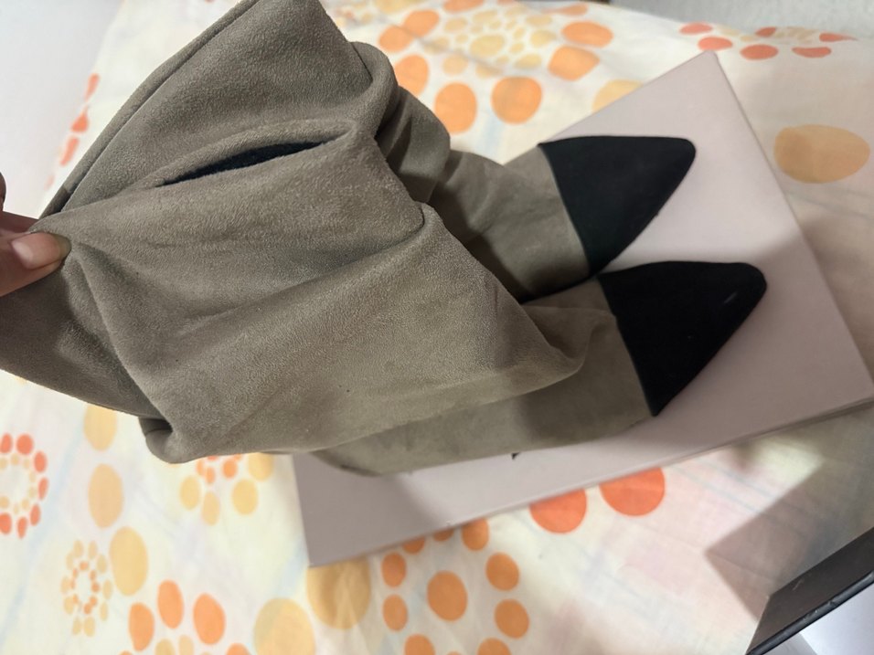 Bej Süet Kadın Dizaltı Çizme - Görsel 2