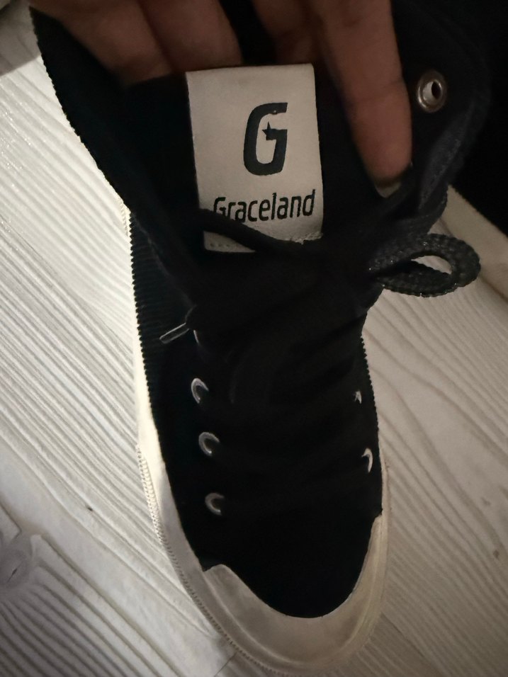 Siyah Bağcıklı Kadın Spor Ayakkabı - Görsel 2