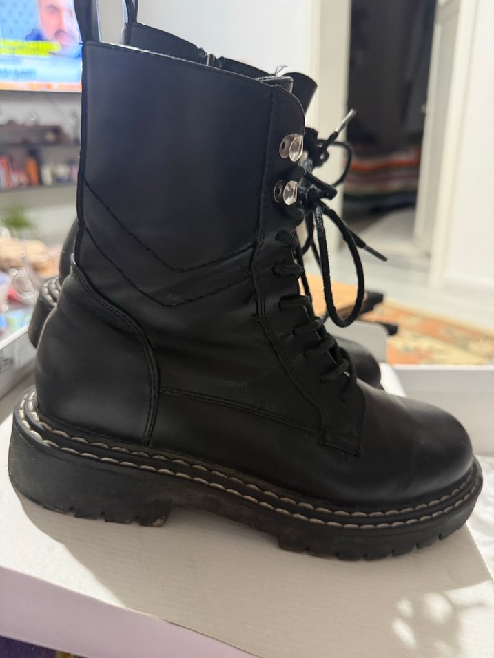 Catwalk bot kutusunda - Görsel 5