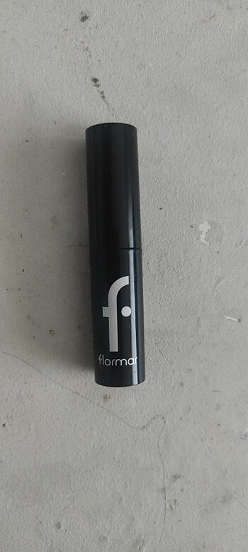 Beden ten rengi Renk Flormar oriflame ruj