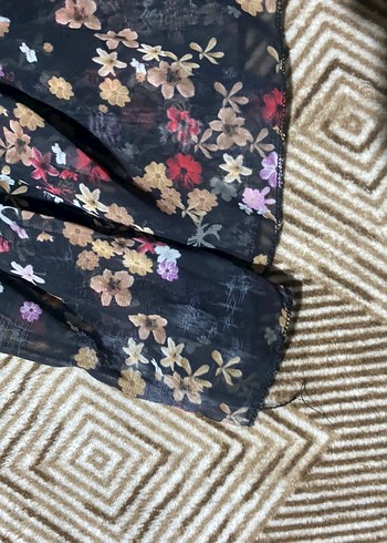 Çok Renkli Çiçek Desenli Tırnak Süsleri - Görsel 2