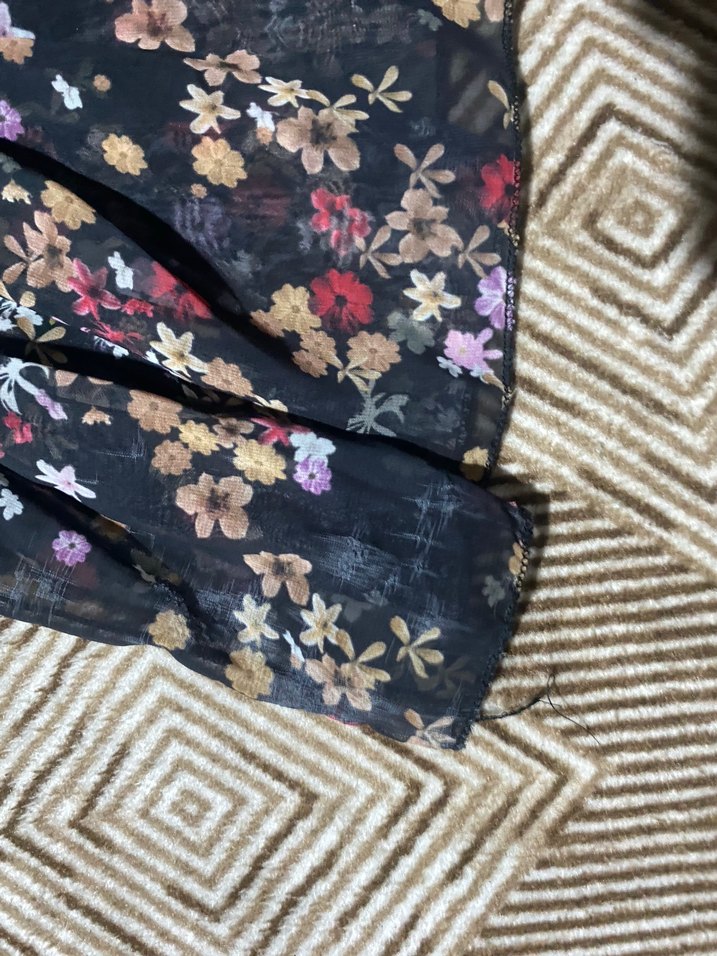 Çok Renkli Çiçek Desenli Tırnak Süsleri - Görsel 2