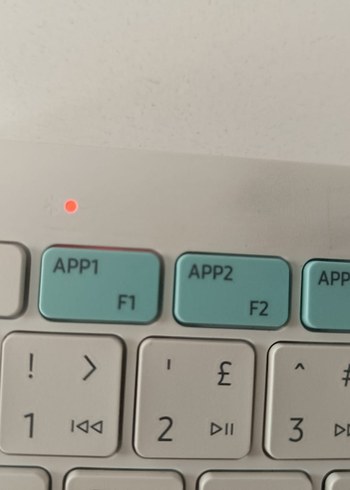 SAMSUNG SMART KEYBOARD TRİO 500 - Görsel 4