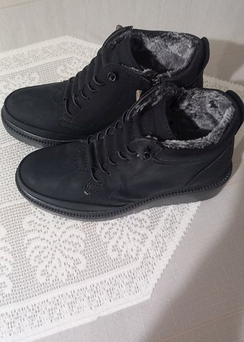 Siyah Kadın Keçeli Dolgu Topuk Bot - Görsel 2