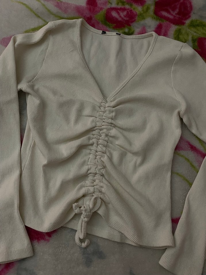 Gri V Yakalı Kadın Bluz - Görsel 2