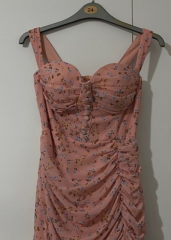 Pembe V Yaka Drapeli Uzun Elbise - Görsel 2