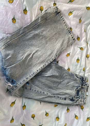 Düğmeli Gri Yırtık Salaş Kot Pantolon - Görsel 5