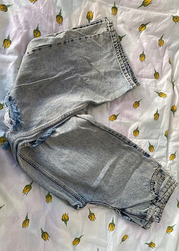 Düğmeli Gri Yırtık Salaş Kot Pantolon - Görsel 4