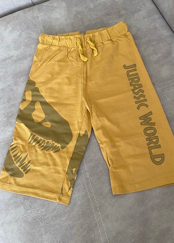 Jurassic World Erkek Sarı Rahat Şort