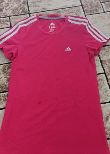adidas kisa kollu tshirt