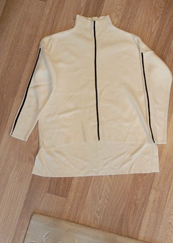 Beyaz Uzun Kollu Kadın Sweatshirt