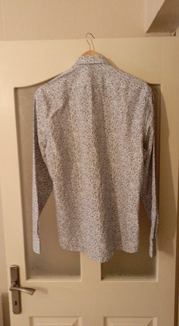 Erkek beyaz üstüne lacivert desenli altın yıldız XL slim fıt - Görsel 5