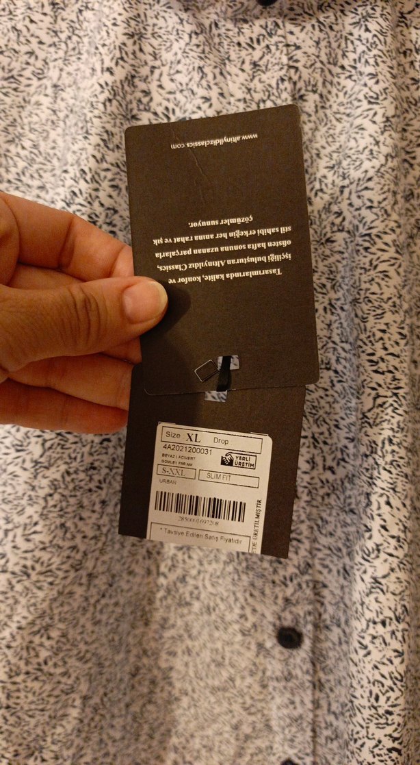 Erkek beyaz üstüne lacivert desenli altın yıldız XL slim fıt - Görsel 3