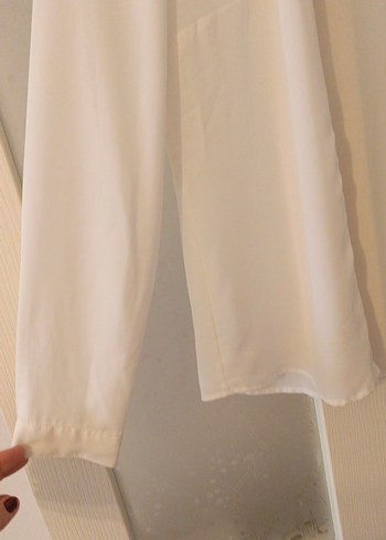 Düğmeli Beyaz Uzun Kollu Kadın Gömlek - Görsel 4