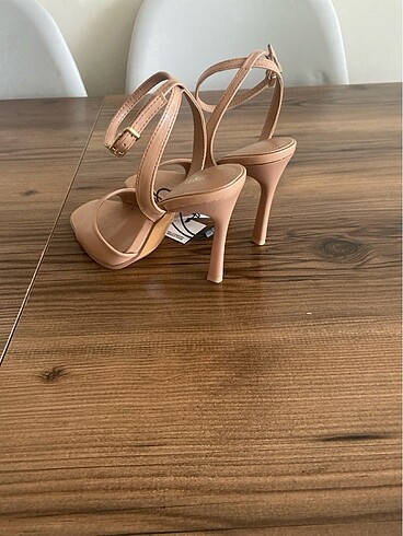 35 Beden camel Renk Ayakkabi
