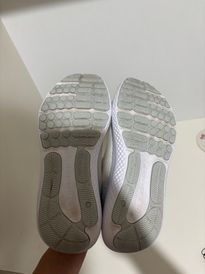 Under Armour Erkek Beyaz Spor Ayakkabı - Görsel 2