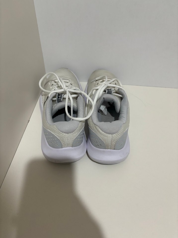 Under Armour Erkek Beyaz Spor Ayakkabı - Görsel 5