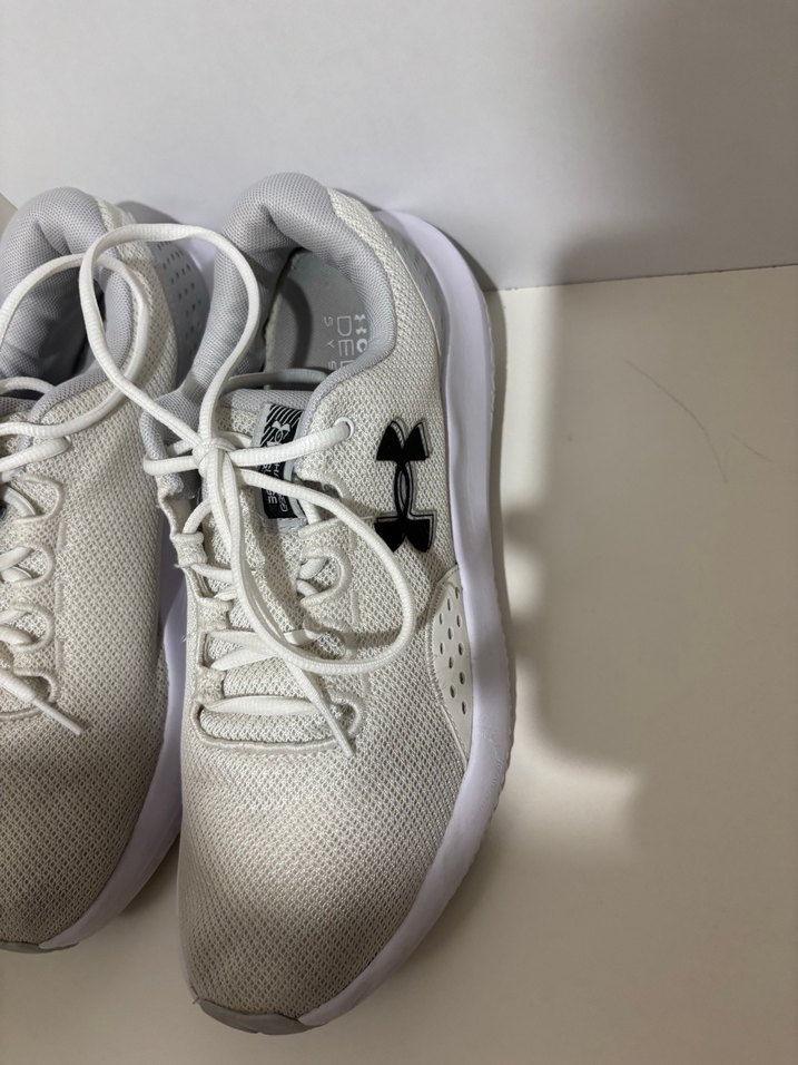 Under Armour Erkek Beyaz Spor Ayakkabı - Görsel 4