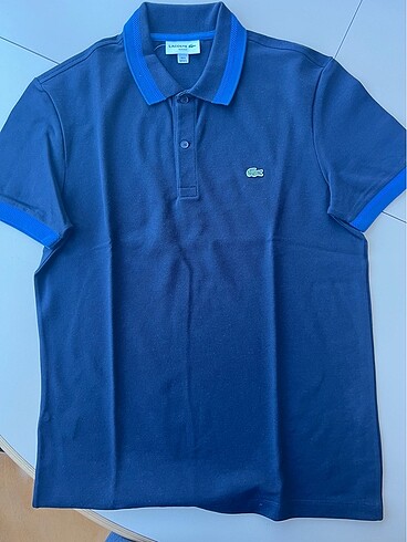 Yeni ve etiketli Lacoste tişört