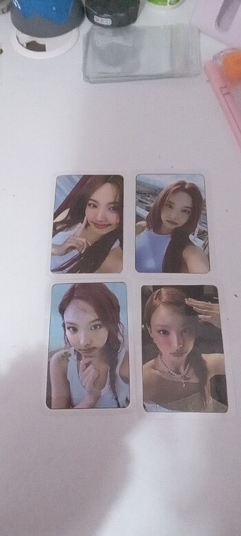 Nayeon na dörtlü set 