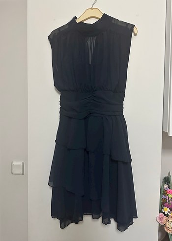 Siyah Fırfırlı Mini Kadın Abiye Elbise