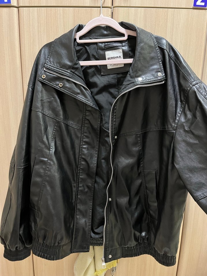 Siyah Deri Fermuarlı Kadın Ceket - Görsel 3