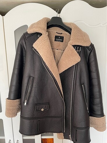 STRADIVARIUS MONT-CEKET