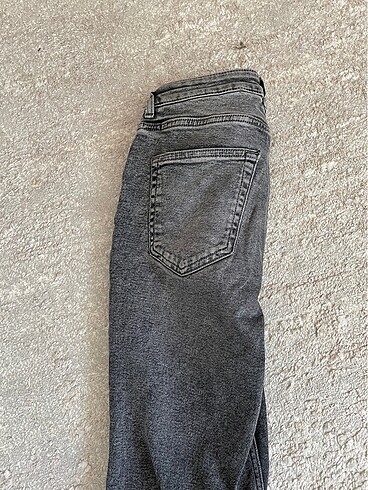 HM FLARE JEAN