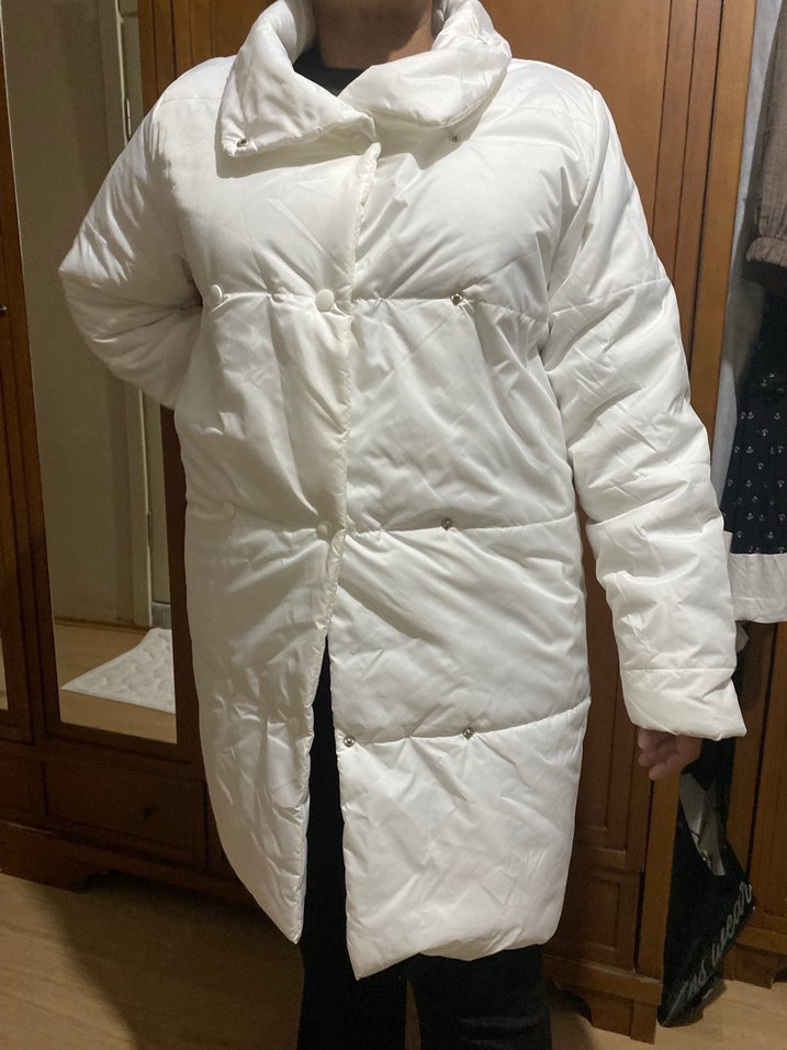 Düğmeli Beyaz Midi Kadın Kışlık Mont - Görsel 2