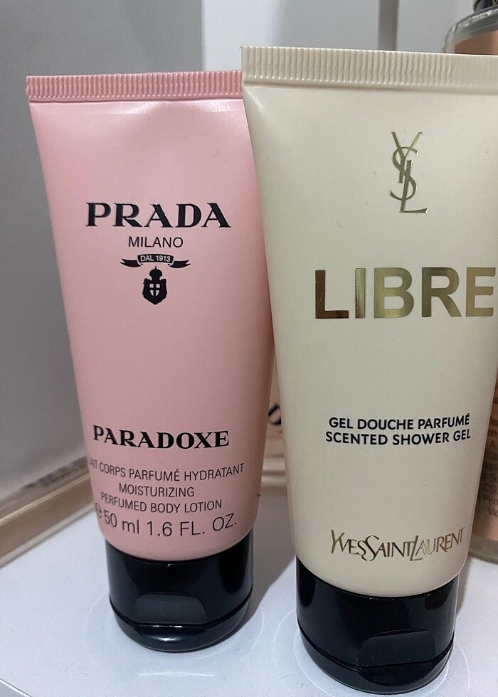 YvesSaintLaurent Shower Gel - Görsel 2