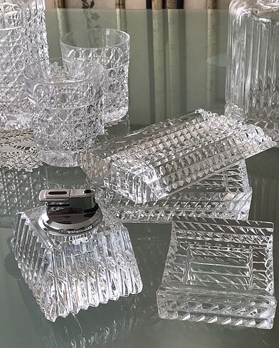 Kristal sehpa takımı