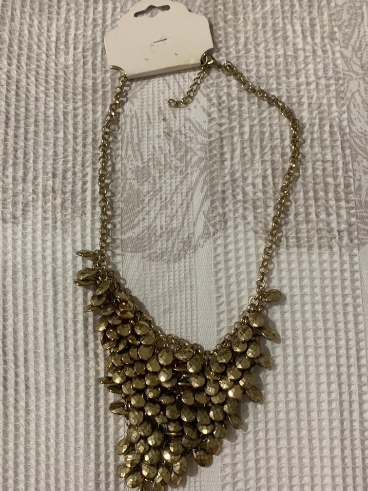 Uzun Altın Boncuklu Kolye - Görsel 3