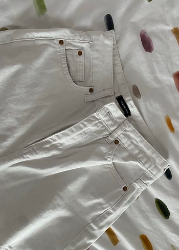 Kadın Beyaz Pamuklu Salaş Midi Kot Pantolon - Görsel 2