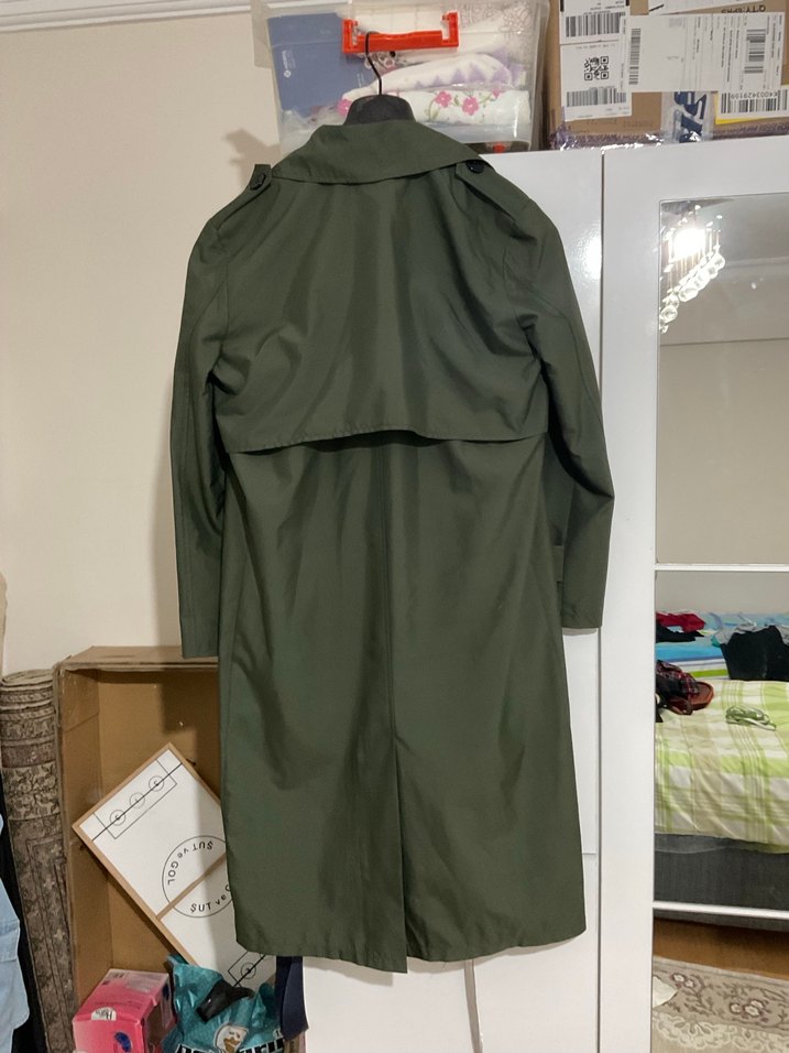 Kadın Uzun Yeşil Trençkot - Görsel 4