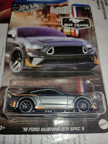 ford mustang hotwheels araba