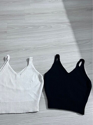 Siyah beyaz ikili crop standart beden