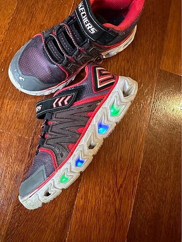 30 Beden Skechers Işıklı Erkek Çocuk Spor Ayakkabı