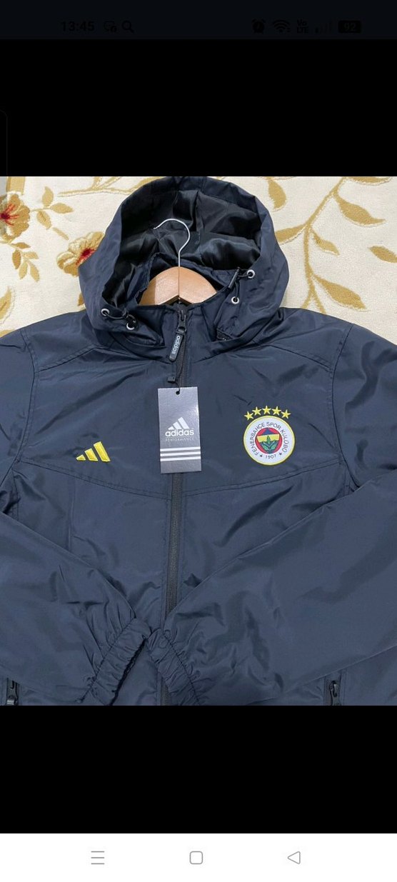 Puma Siyah Kapüşonlu Spor yagmurluk — görsel 4/20