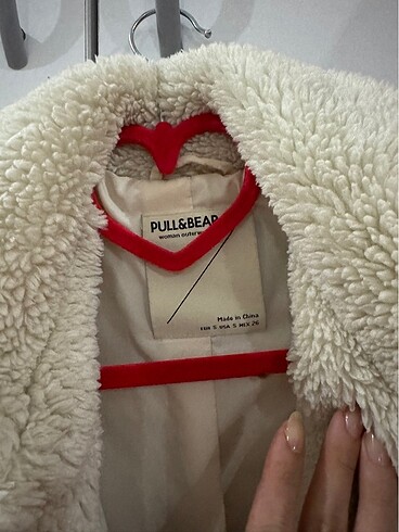 Pull and Bear Pull&Bear peluş crop ceket
