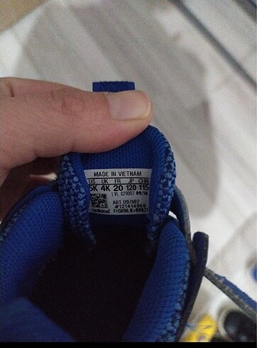 20 Beden mavi Renk Adidas spor ayakkabı