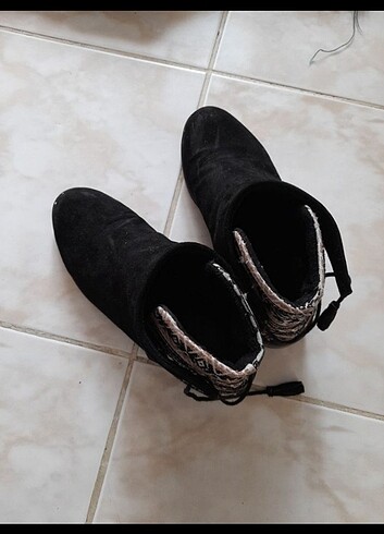 38 Beden siyah Renk 38 numara