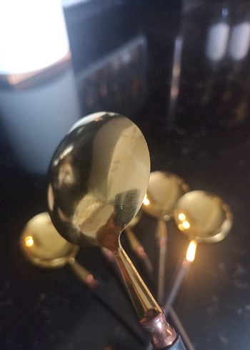 Altın Renkli Siyah Saplı Tatlı Kaşıkları - Görsel 2