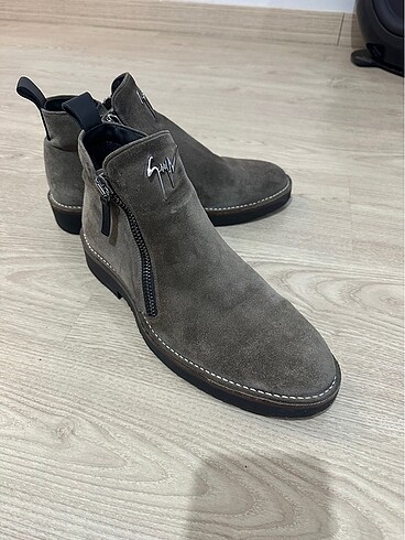 Giuseppe Zanotti Süet Bot