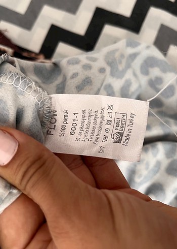 Diğer Leopar Desenli Bağcıklı Mini Bluz
