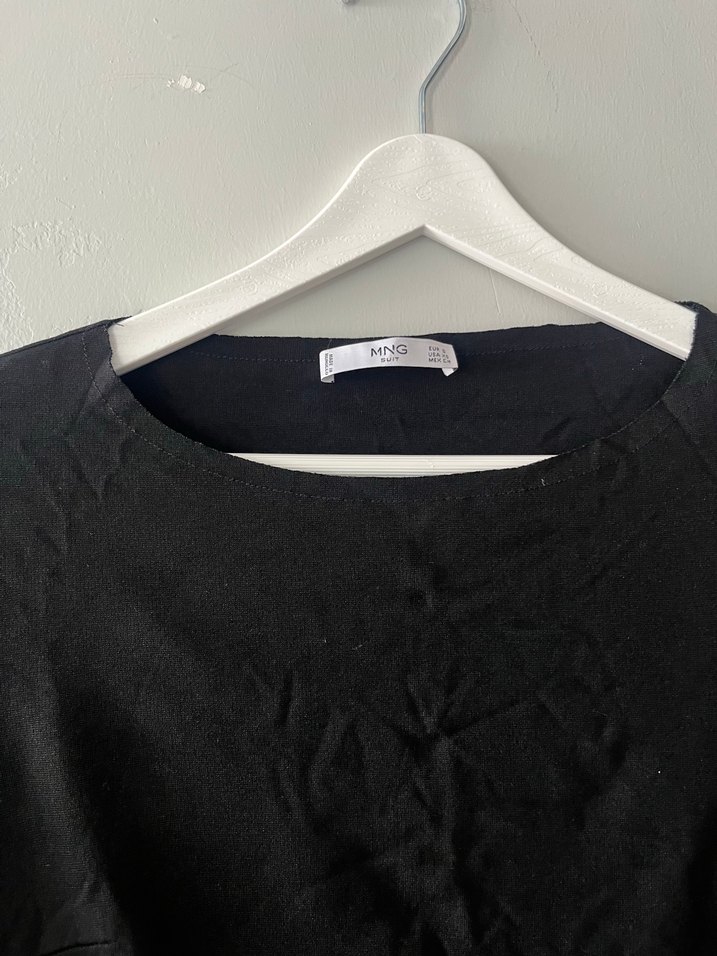 Siyah Minimal Badi — görsel 7/10